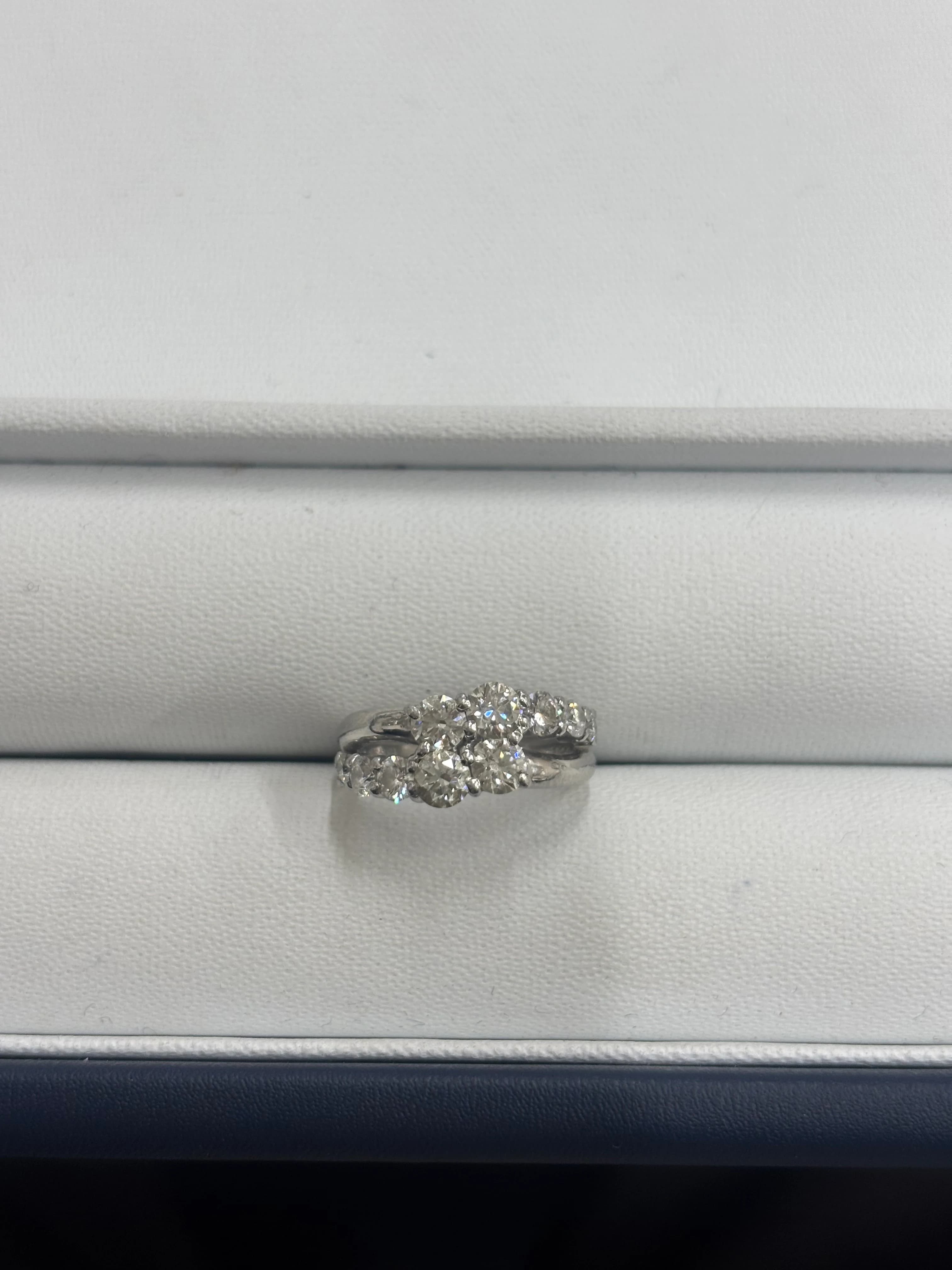 【西脇市でダイヤモンド買取】プラチナダイヤリングを高価買取しました!|買取本舗あいみつや のサムネイル