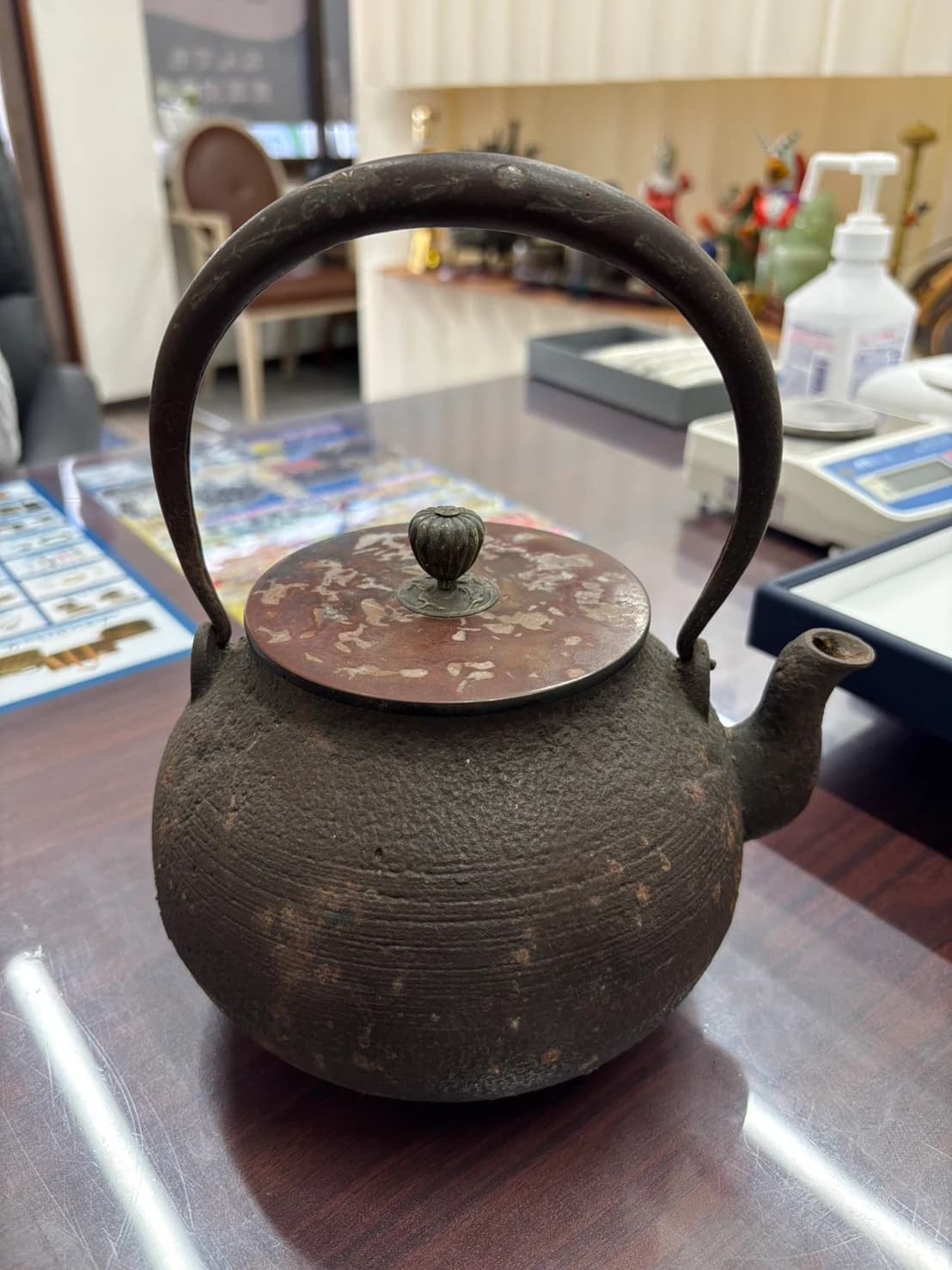 西脇市で龍文堂の鉄瓶をご査定|古い鉄瓶・骨董品も査定いたします のサムネイル