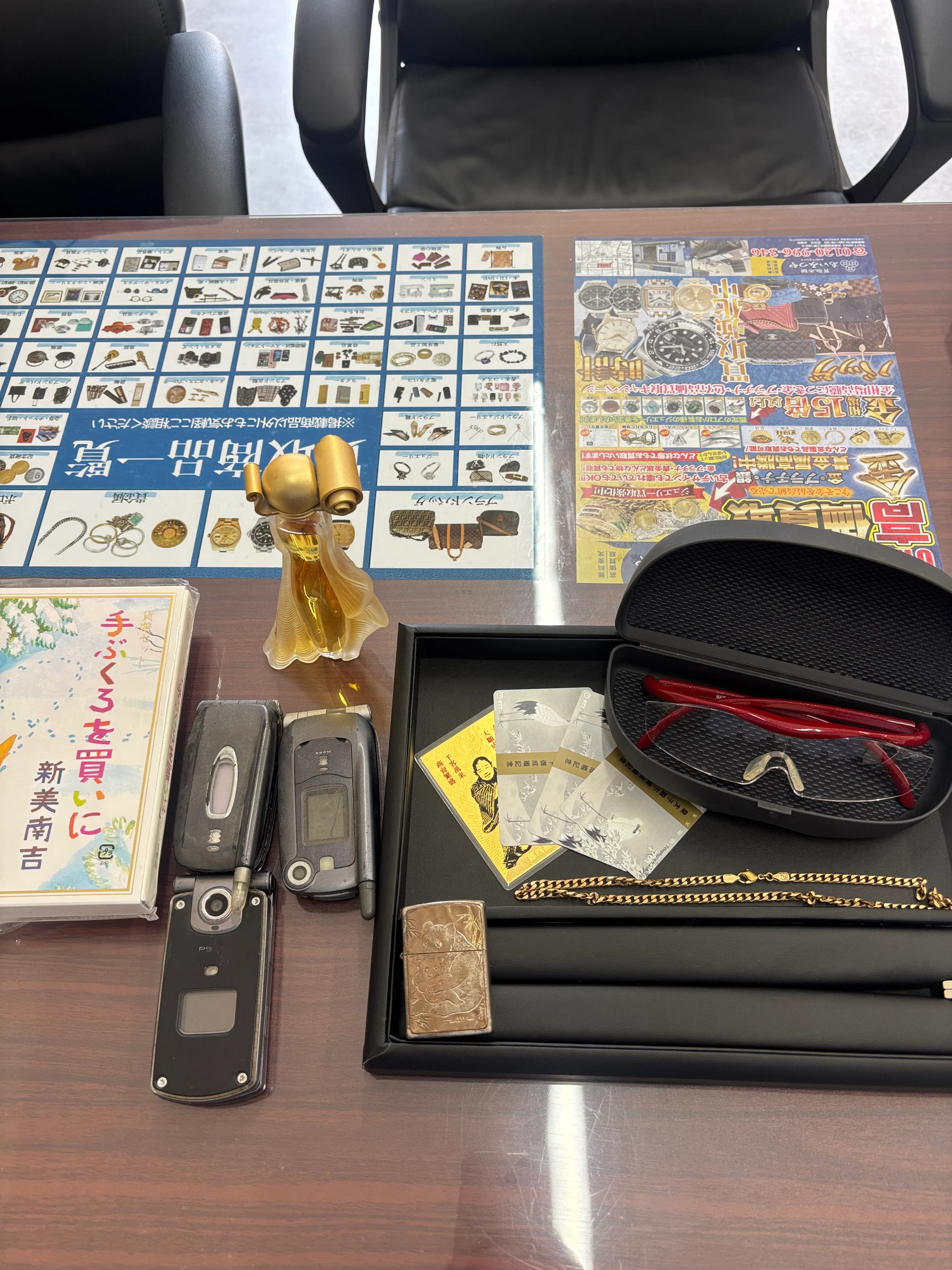 西脇市・加西市でK10ネックレス・ハズキルーペ・ガラケー・ZIPPO・貨幣セットを高価買取しました! のサムネイル