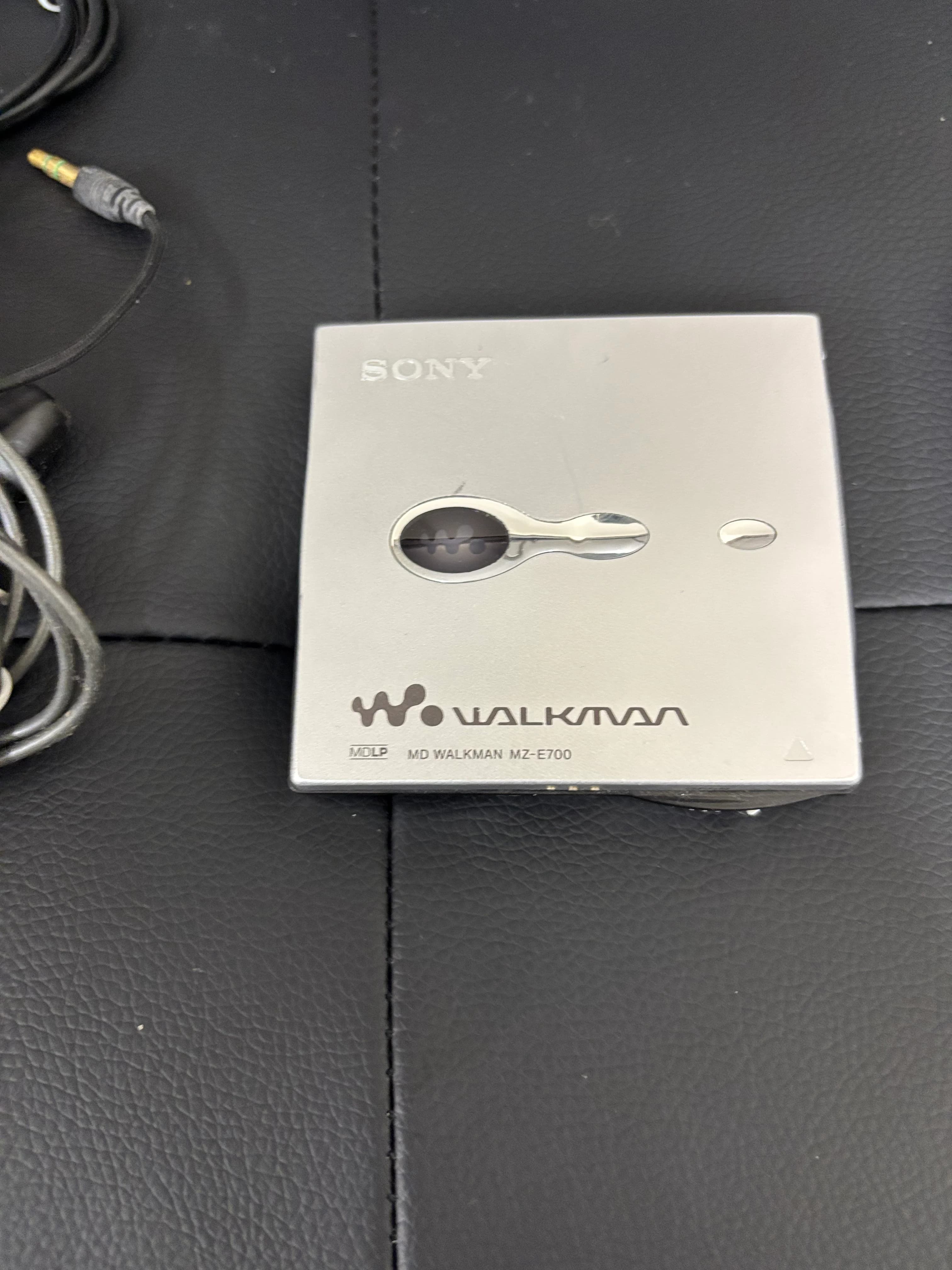 【西脇市】SONY(ソニー)MDウォークマン MZ-E700を買取しました!壊れたウォークマンも高価買取の可能性! のサムネイル